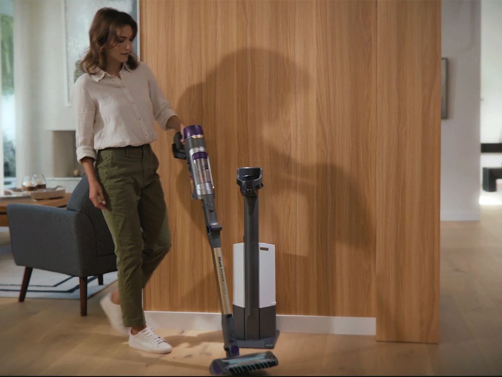 Automatically charges & empties after every clean